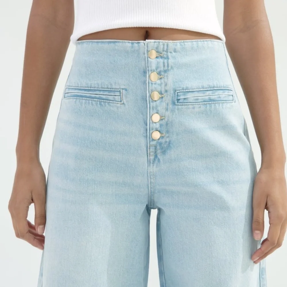 Zara light blue wide leg, high-waist jeans - Picture 1 of 6